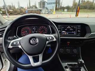 Volkswagen Jetta foto 6