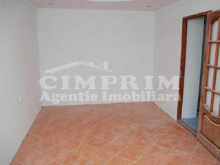 apartament cu 2 odai  - Cimislia foto 1