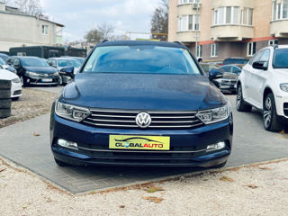 Volkswagen Passat foto 2