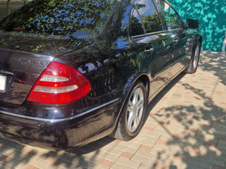 Mercedes E-Class foto 6