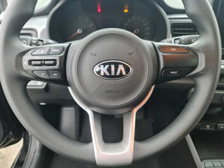 KIA Rio foto 8