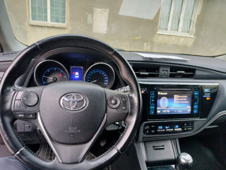 Toyota Auris foto 5