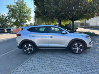 Hyundai Tucson foto 2