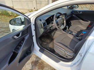 Hyundai IONIQ foto 9