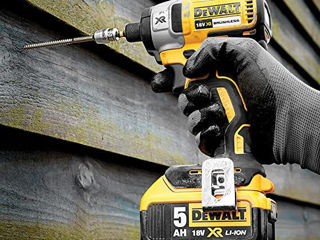 Set Scule Cu Acumulator Dewalt Dck305P3T (Dch273+Dcg405+Dcf887) foto 2