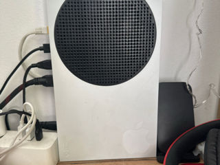 Продам Xbox series s 512gb фото 0