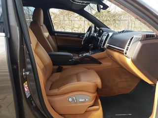 Porsche Cayenne foto 6