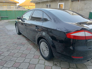 Ford Mondeo foto 3