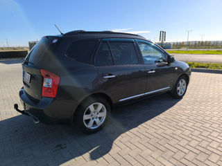 KIA Carens foto 3