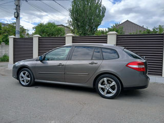 Renault Laguna foto 1