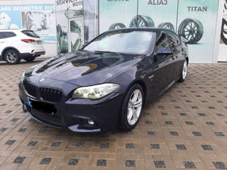 BMW 5 Series foto 6