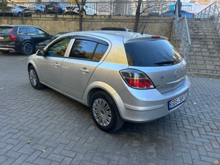 Opel Astra foto 5