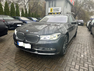 BMW 7 Series foto 2