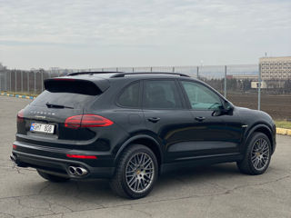 Porsche Cayenne foto 3