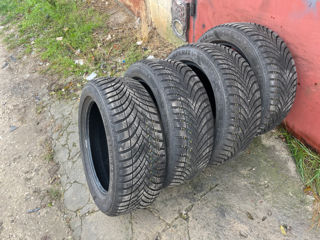 Set Anvelope R17 225/50