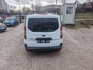 Ford Tourneo Connect foto 7