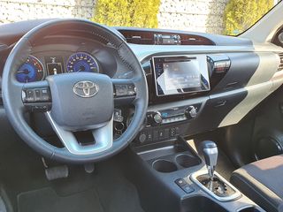 Toyota Hilux foto 13