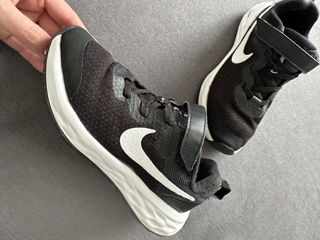 Красовки nike, обувь, inacaltaminte marimea 32 foto 2