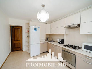 Apartament cu 2 camere, 110 m², Centru, Chișinău foto 9