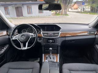 Mercedes E-Class фото 3