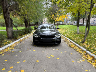 BMW 5 Series foto 3