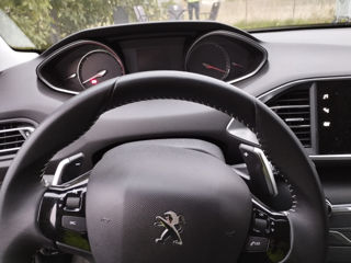 Peugeot 308 foto 3