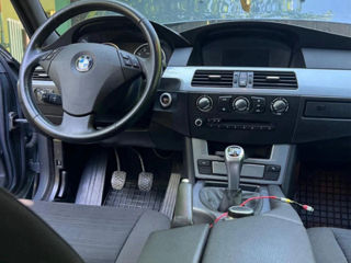 BMW 5 Series foto 3