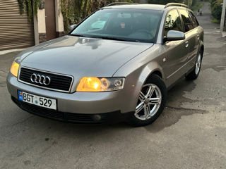 Audi A4 foto 5