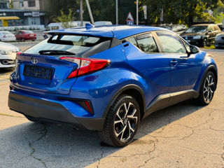 Toyota C-HR foto 4