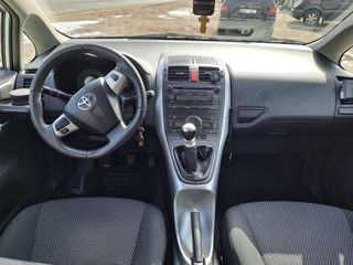 Toyota Auris foto 6