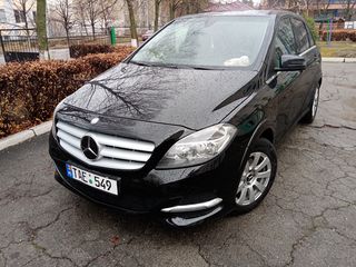 Mercedes B Class foto 1