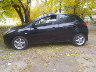 Mazda 2 foto 4