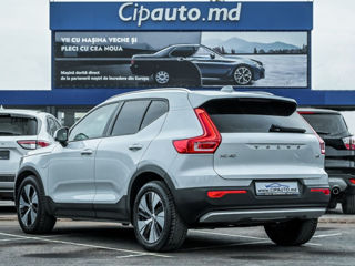 Volvo XC40 foto 2