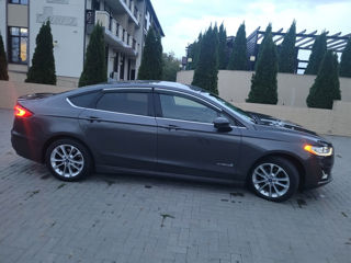 Ford Fusion foto 4