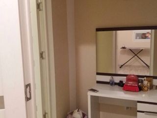 se vinde apartament in bloc nou,2 odai,reparat si mobilat foto 2