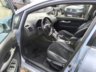 Toyota Auris foto 12