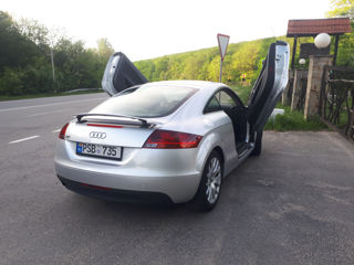 Audi TT foto 2