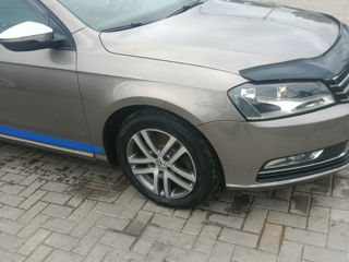 Volkswagen Passat foto 7