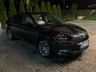 Skoda Superb фото 2