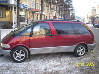 Toyota Previa piese! foto 1