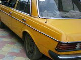 Mercedes Series (W123) foto 5