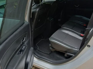 Renault Grand Scenic foto 6