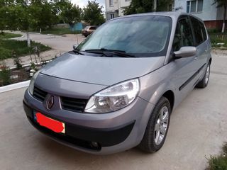 Renault Grand Scenic foto 7