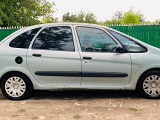 Citroen Xsara Picasso foto 10