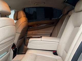 BMW 7 Series foto 7