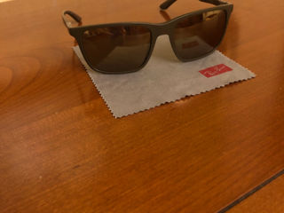 RayBan