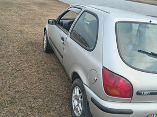 Mazda 121 foto 2