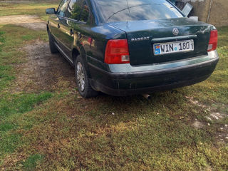 Volkswagen Passat foto 2