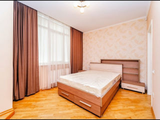 Apartament cu 3 camere, 86 m², Centru, Chișinău foto 8