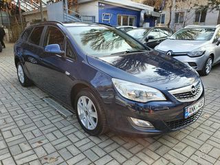 Opel Astra foto 1